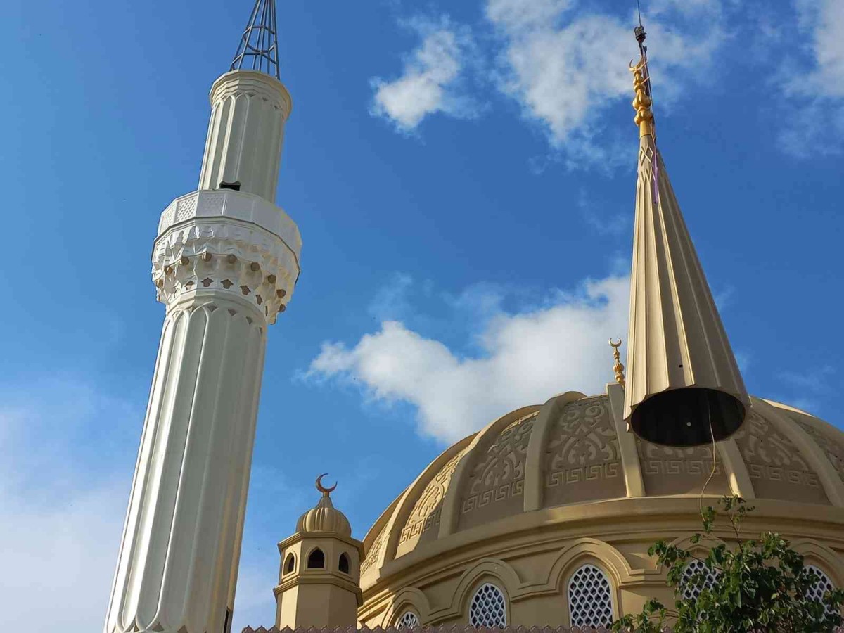 12. Çelik Minarelerin Estetik Çeşitliliği