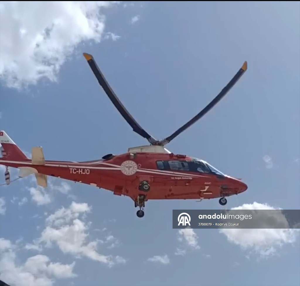 Konya'da hava ambulansı kalp krizi geçiren hasta için havalandı