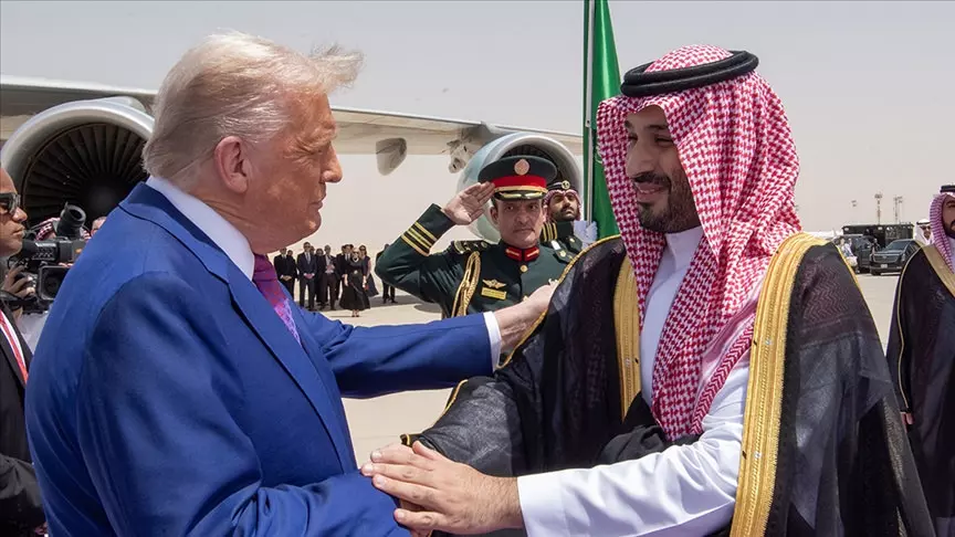 Suudi Arabistan ile ABD arasında 142 milyar dolarlık savunma sanayii anlaşması!