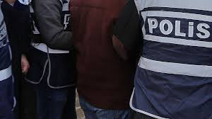 KIRMIZI BÜLTENLE ARANAN HÜKÜMLÜ ŞAHIS YAKALANDI