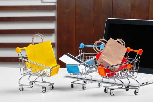 Akıllı Alışverişin Yeni Yolu: Sanal Kartlar, Dijital Ürünler ve Cashback Sistemi