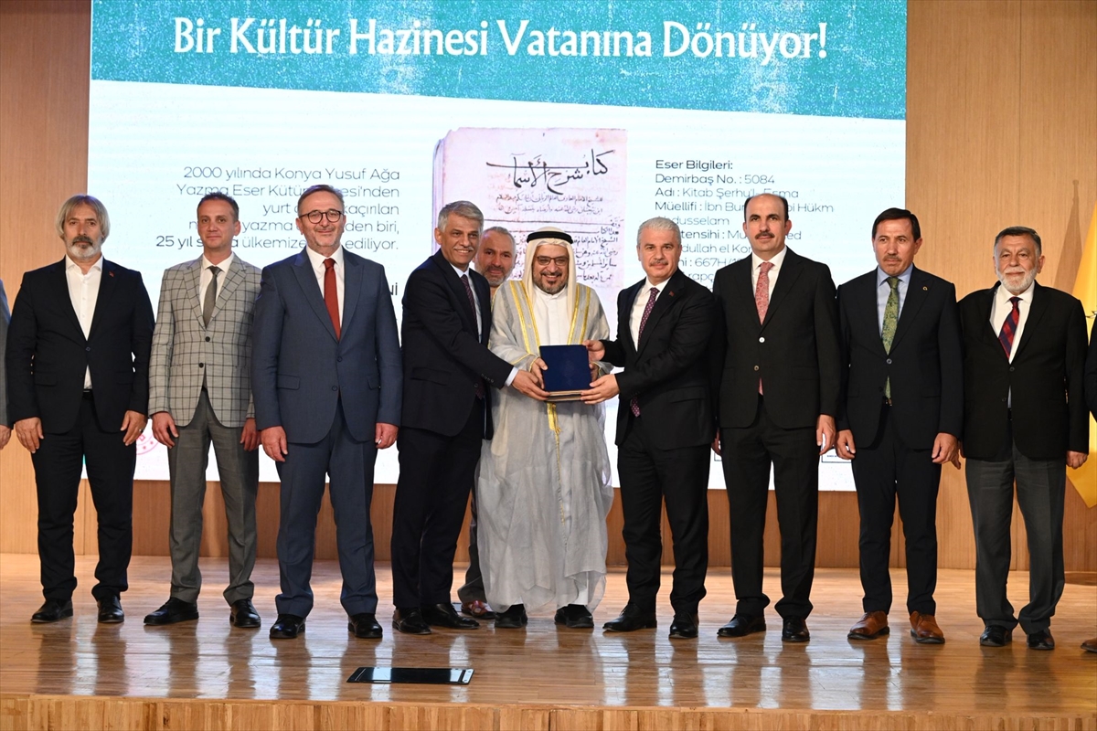 757 yıllık el yazması Konya'ya iade edildi
