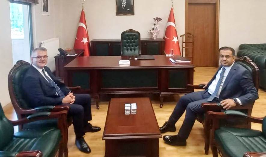BAŞKAN USTAOĞLU’NDAN KAYMAKAM KIYICI’YA HAYIRLI OLSUN ZİYARETİ