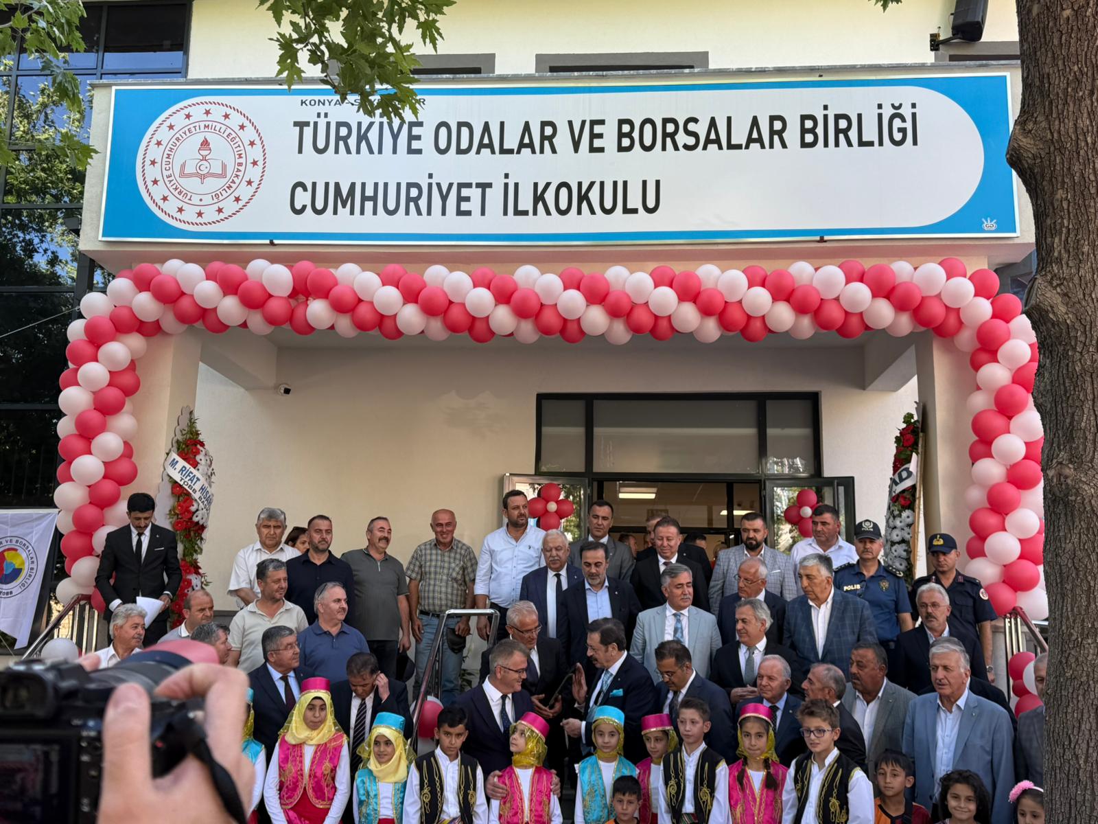 TOBB Başkanı Hisarcıklıoğlu, Seydişehir'de TOBB Cumhuriyet İlkokulu'nun Açılışını Gerçekleştirdi