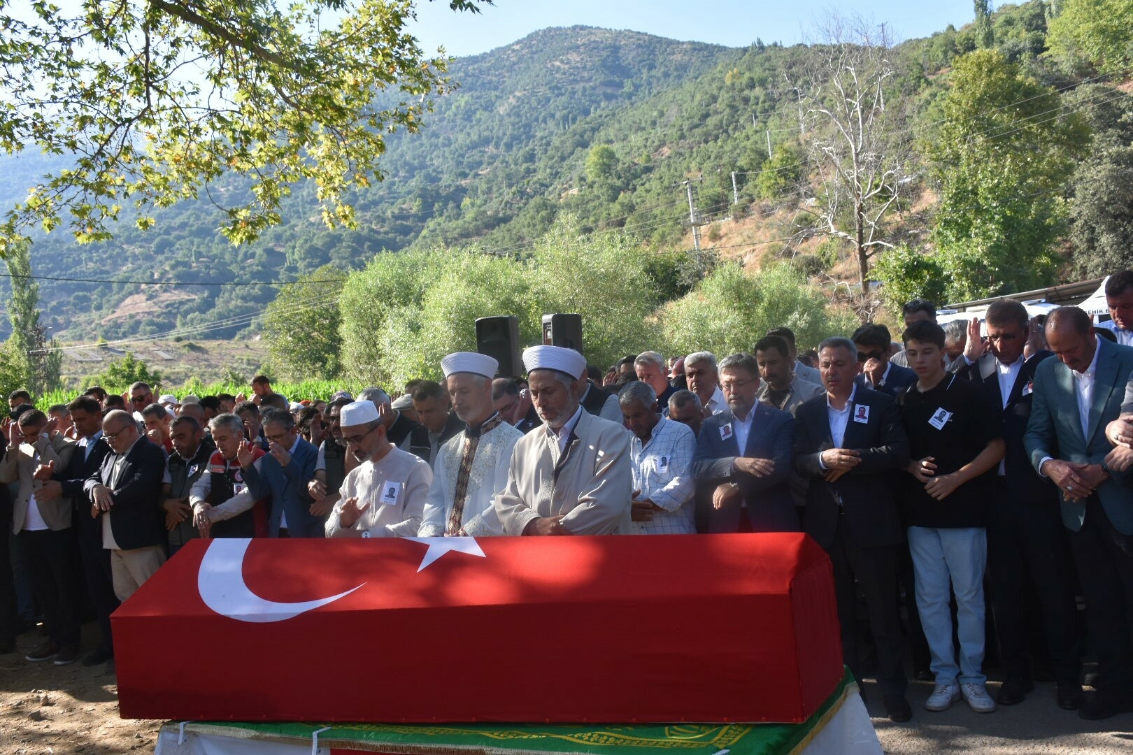 ŞEHİT ORMAN İŞÇİSİ ŞAHİN, SON YOLCULUĞUNA UĞURLANDI