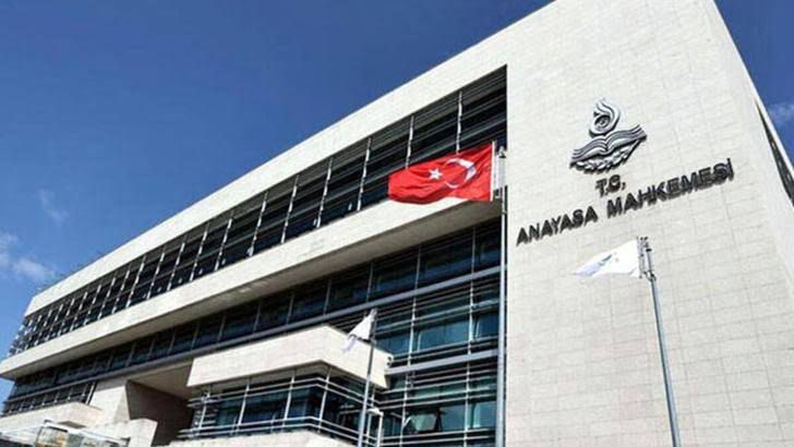AYM'den, uzun süren boşanma davaları için 'hak ihlali' kararı