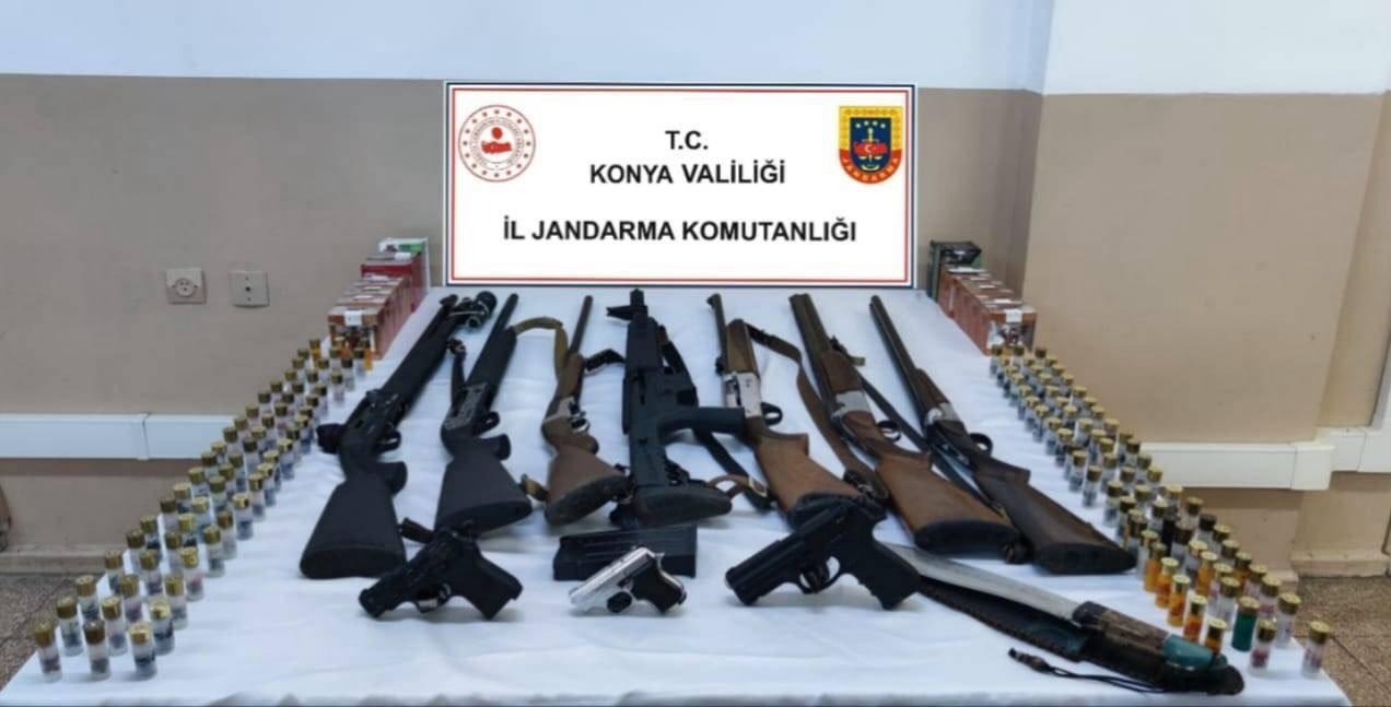 Konya'da Jandarma Ekiplerinden Büyük Operasyon: Uyuşturucu, Silah ve Siber Suçlara Yönelik Önemli Adımlar