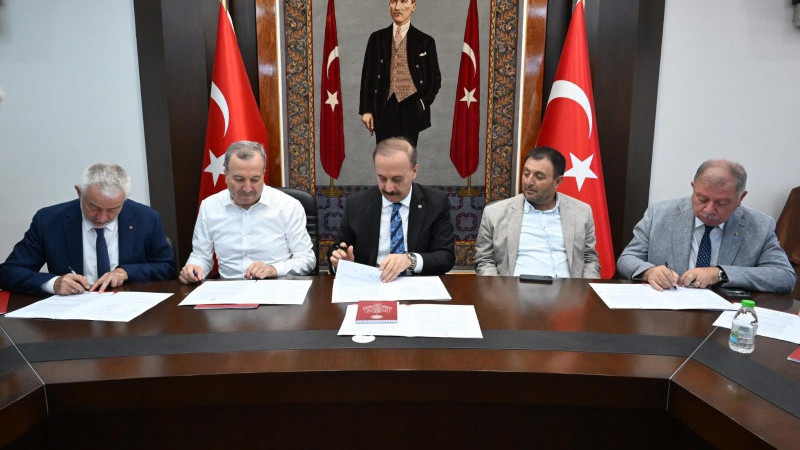 Ali Akkanat, Davraz Sirene Oteli’ni 80 Milyon Liraya Sattı
