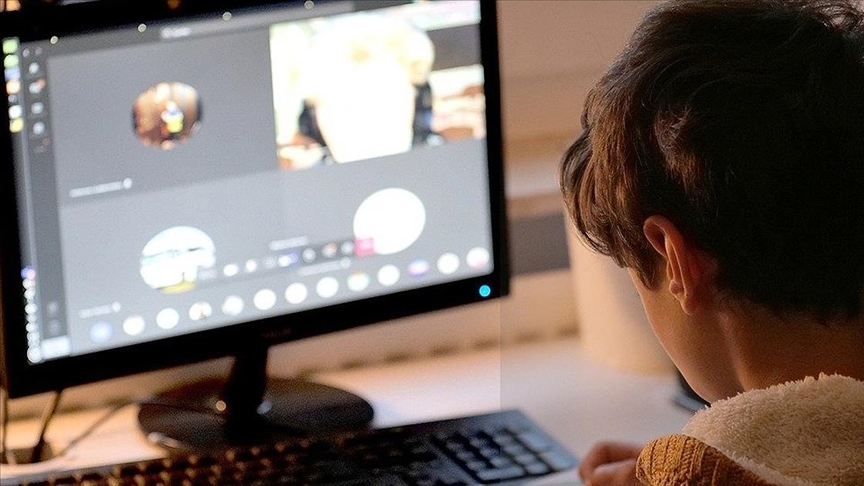 İnternette çocuklar için zararlı 2 bin 704 dijital içeriğe müdahale edildi