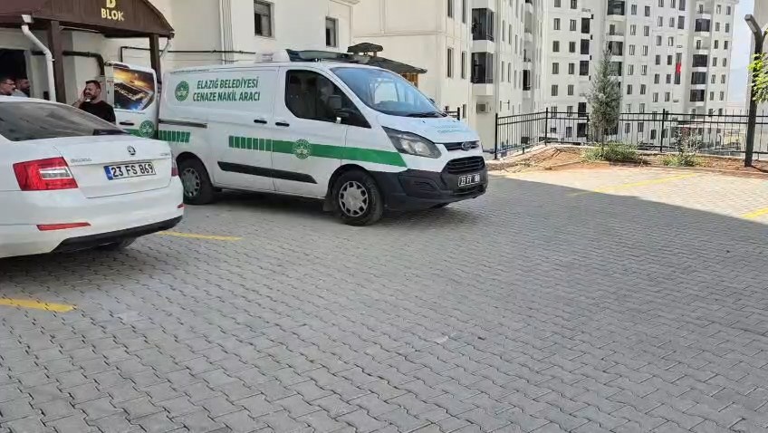Elazığ - Evinde gördüğü kişiyi öldüren başkomiser, adli kontrolle serbest