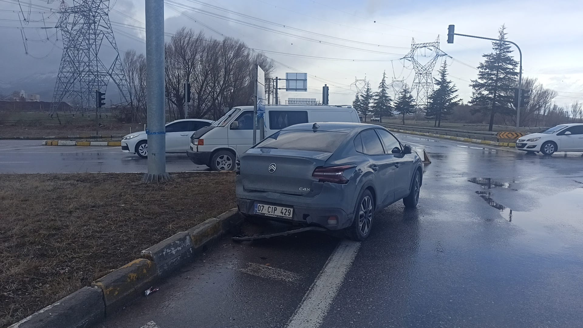 Seydişehir’deki Trafik  Kazasında: 1 Çocuk Yaralandı