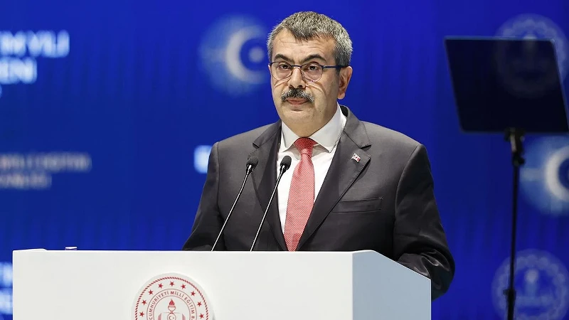 Milli Eğitim Bakanı Tekin'den Okullarda Yeni Tedbirler: Dijital Danışma Hattı ve Yapay Zekâ Destekli Rehberlik