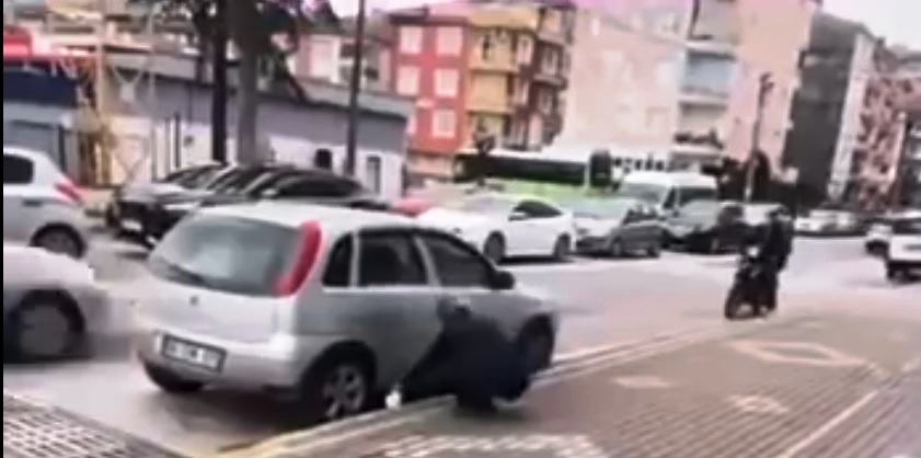 Kedinin yüzüne sprey sıkan market çalışanı gözaltına alındı