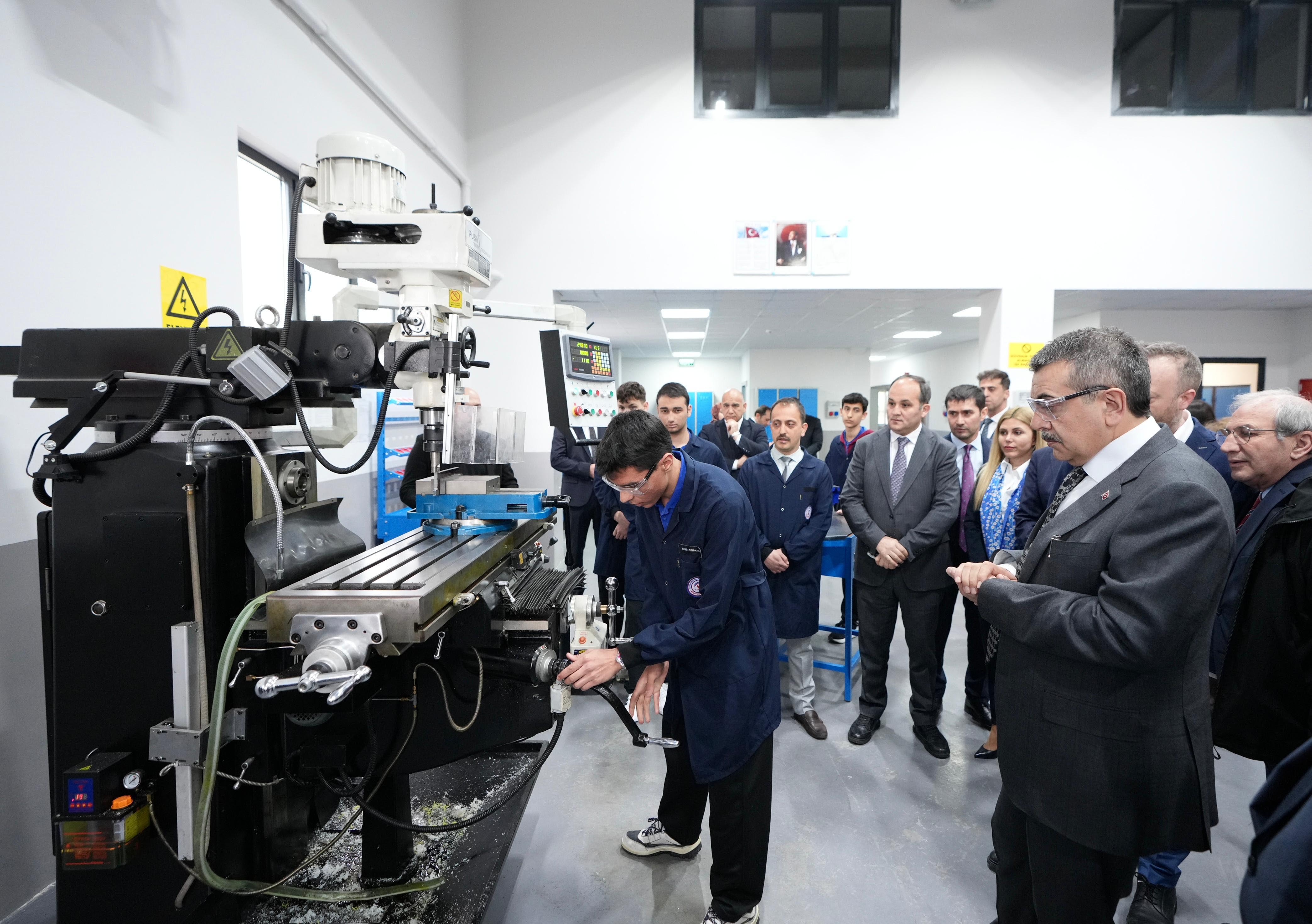 MEB'den ortaokulda mesleki eğilim belirleme testi