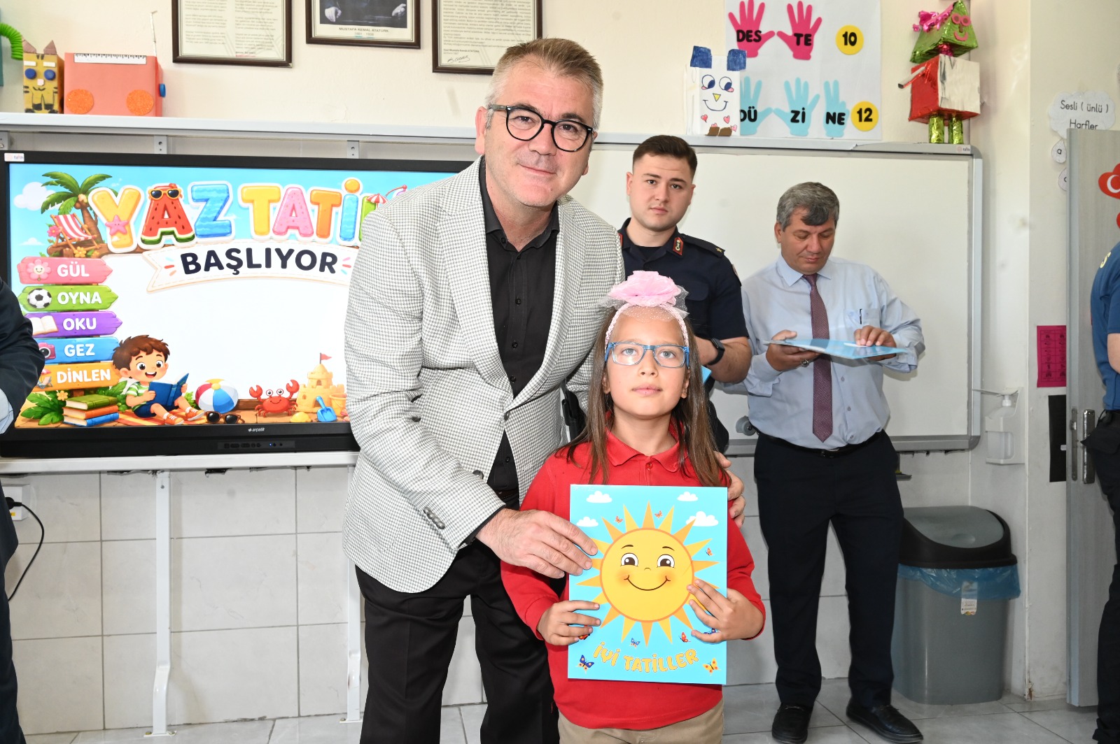 KARNELERİNİ PROTOKOL ÜYELERİNDEN ALDILAR