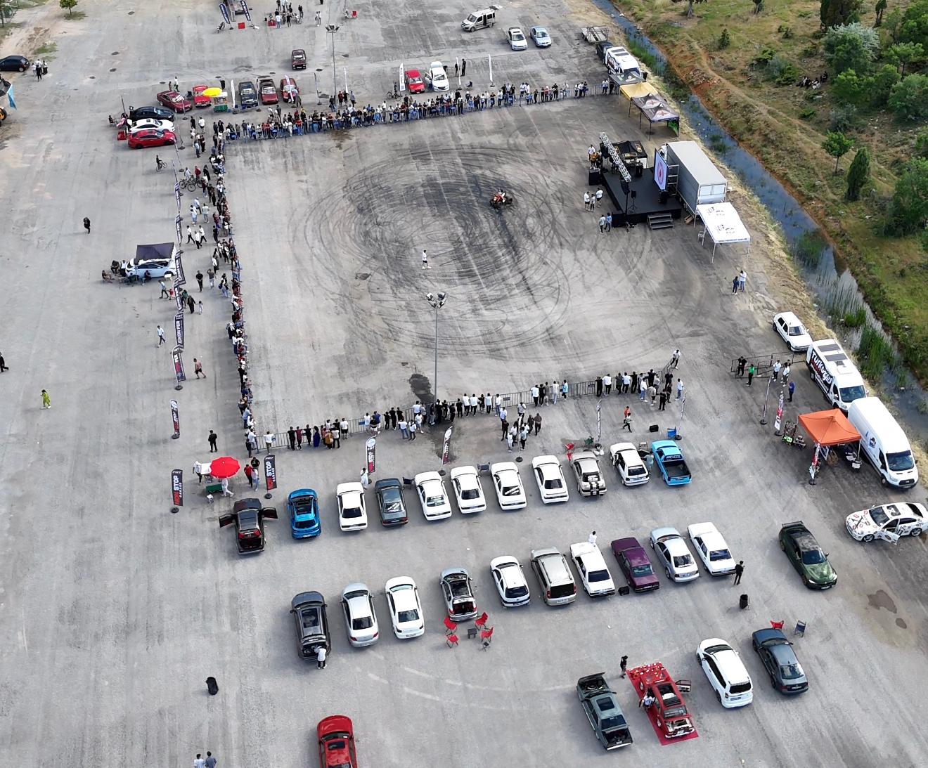 Seydişehir’de Modifiye Tutkunlarını Buluşturan Fuar Kapılarını Açtı