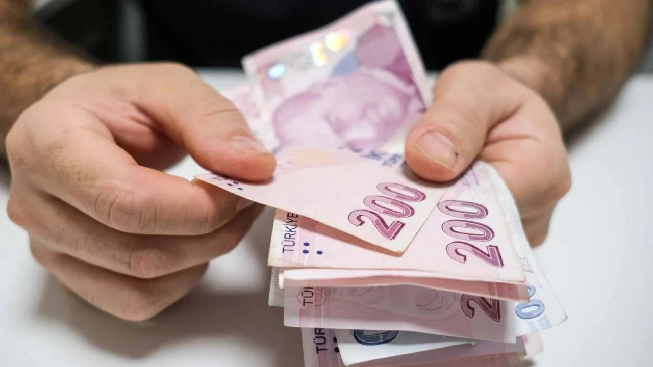 Milyonların Gözü 3 Temmuz'da: Memur ve Emekli Zammında Son Viraj!