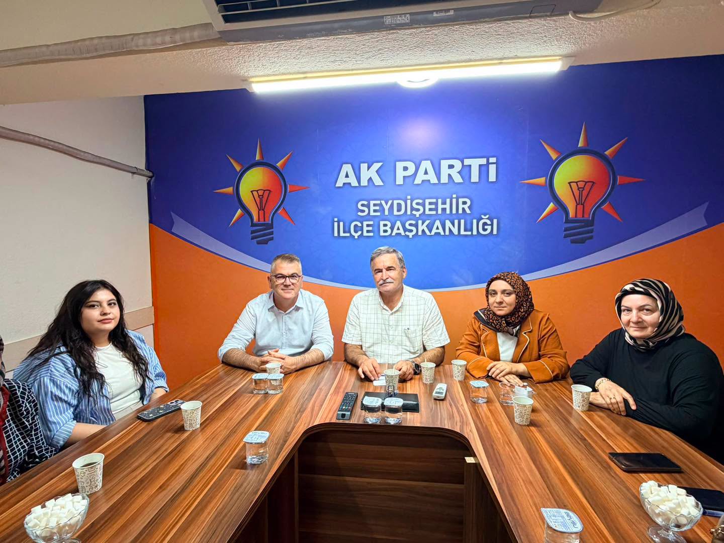 AK Parti Konya Seydişehir İlçe Başkanı Ramazan Arın, görevinden istifa etti.