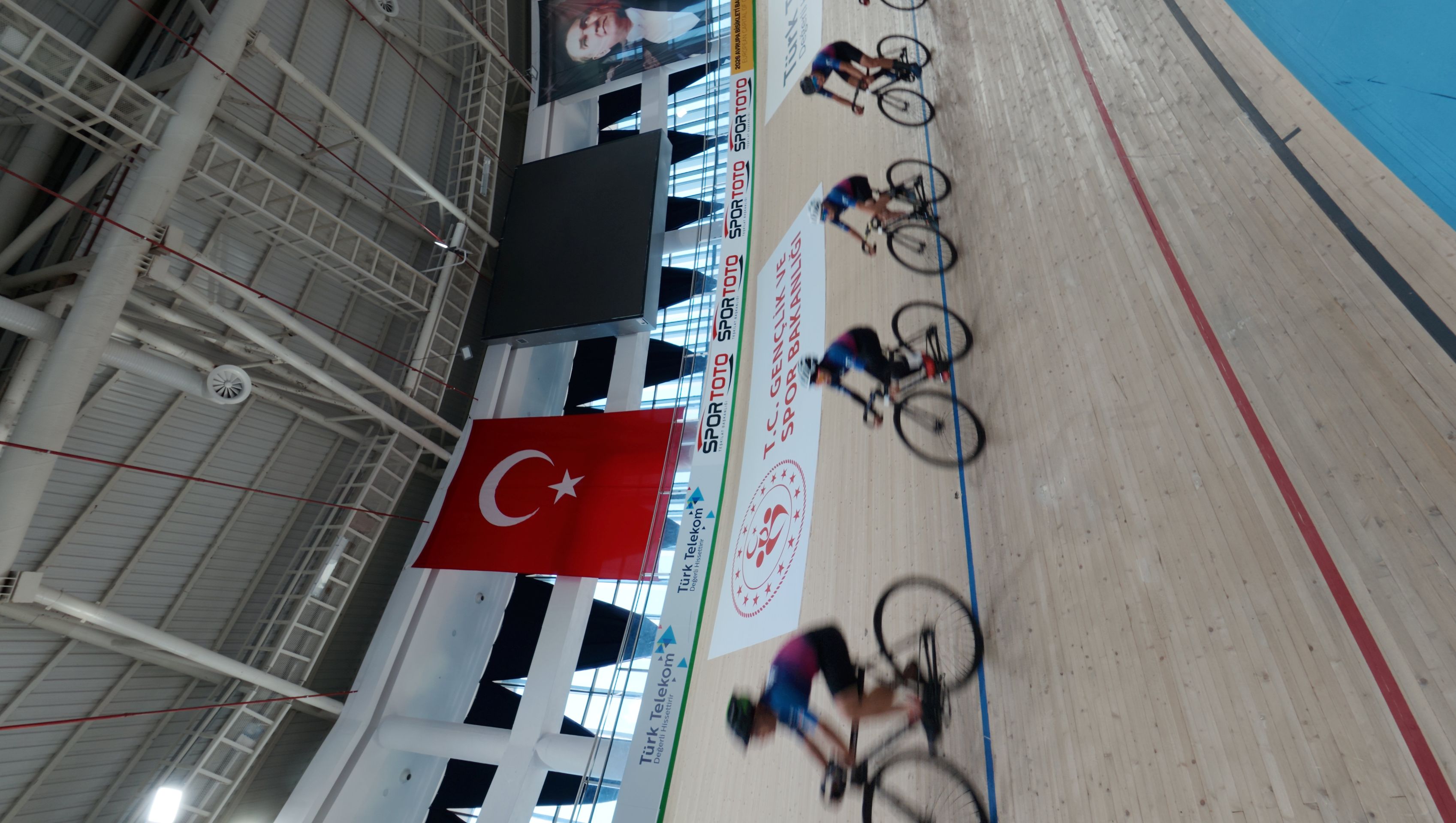 Türkiye'nin En İyi Pist Bisikletçileri Konya Velodromu'ndaŞampiyonluk İçin Yarışacak