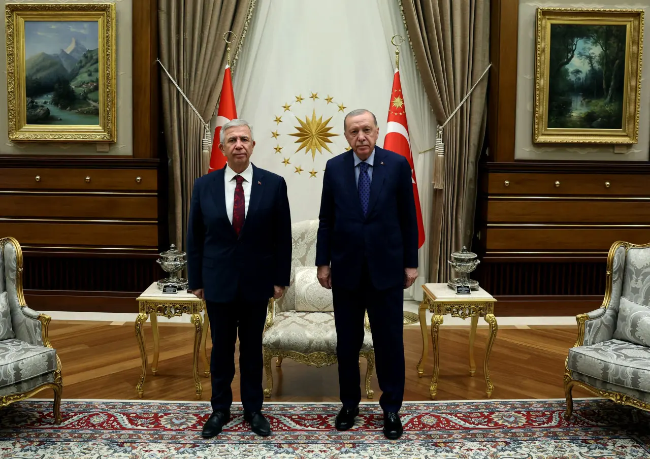 Külliye'de sıcak saatler: Erdoğan, Mansur Yavaş'ı kabul etti! Yavaş'tan sürpriz açıklama