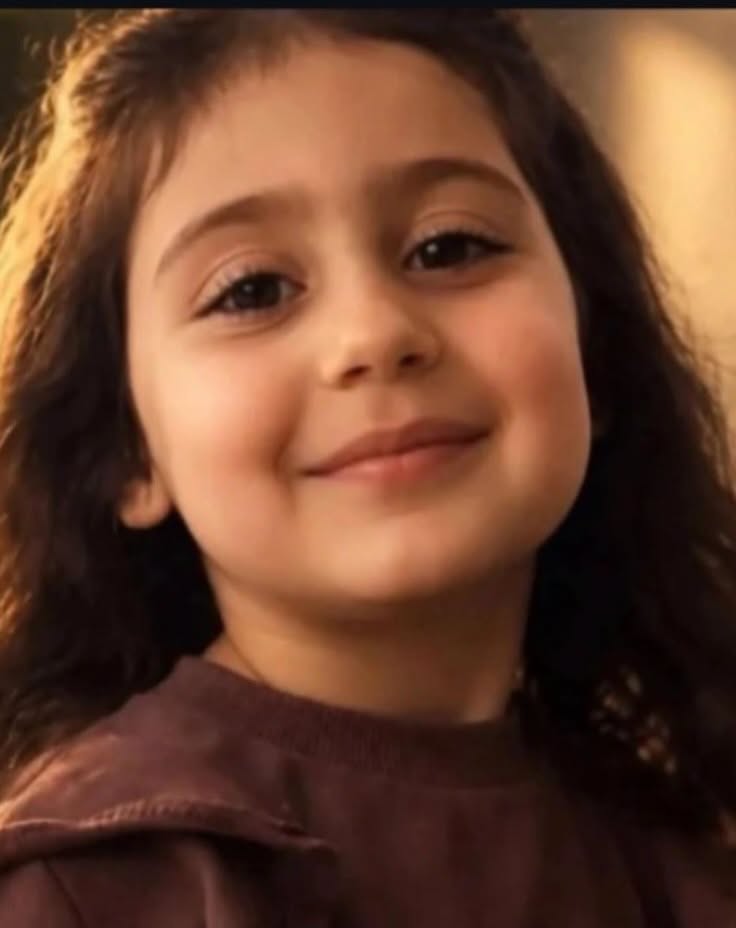 10 Yaşındaki Elif Naz, Balkondan Düşme Olayı Sonrası Hayatını Kaybetti