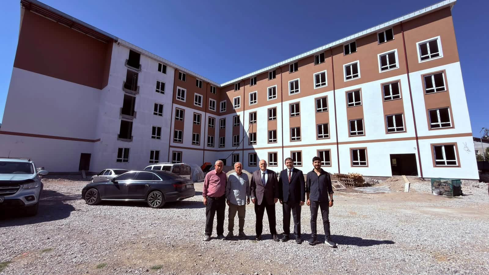Seydişehir’de Hafızlık Kız Kur’an Kursu ve Proje İmam-Hatip Ortaokulu İnşaatında İnceleme
