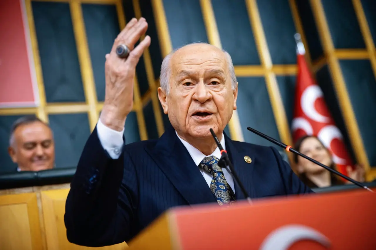 MHP Lideri Bahçeli'den Fon Soruşturması Açıklaması: "Cumhurbaşkanımız ve Hükümetimizin Arkasındayız"