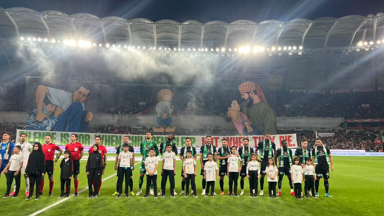 Konya’da futbolun ötesinde tarihi bir gece yaşandı. İ