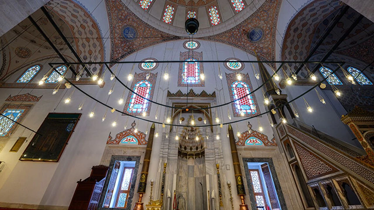 BU HAFTANIN  CUMA HUTBESİ ;CAMİ VE SOSYAL HAYAT