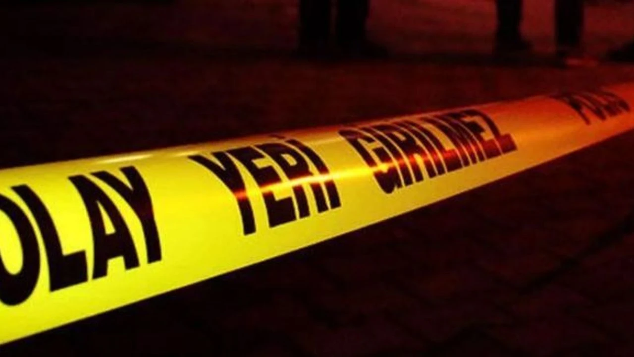Küçükçekmece’de Müzikholde Silahlı Çatışma: 1'i Polis 2 Kişi Hayatını Kaybetti