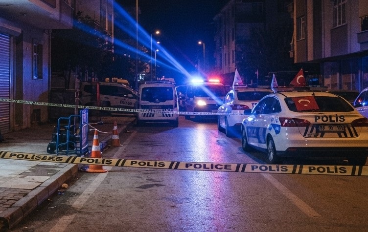 Selçuklu'da Emlak Ofisinde Bıçaklı Kavga: 1 Yaralı, Şüpheliler Yakalandı
