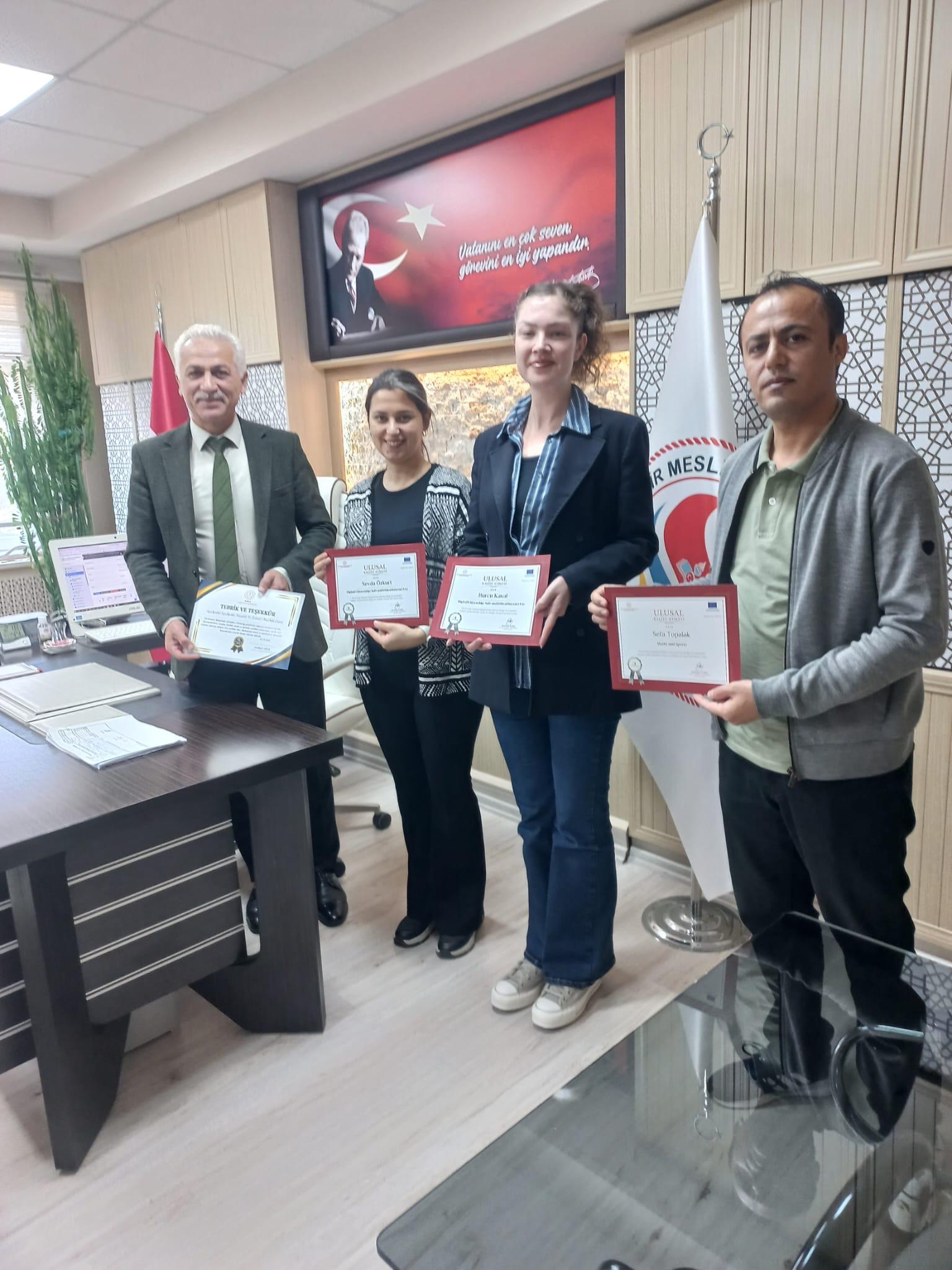 Seydişehir Mesleki ve Teknik Anadolu Lisesine eTwinning’de Ulusal Kalite Ödülü aldı.