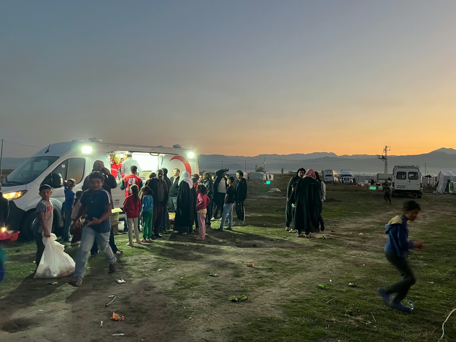Türk Kızılay Seydişehir Şubesi’nden Mevsimlik Tarım İşçilerine Anlamlı Destek