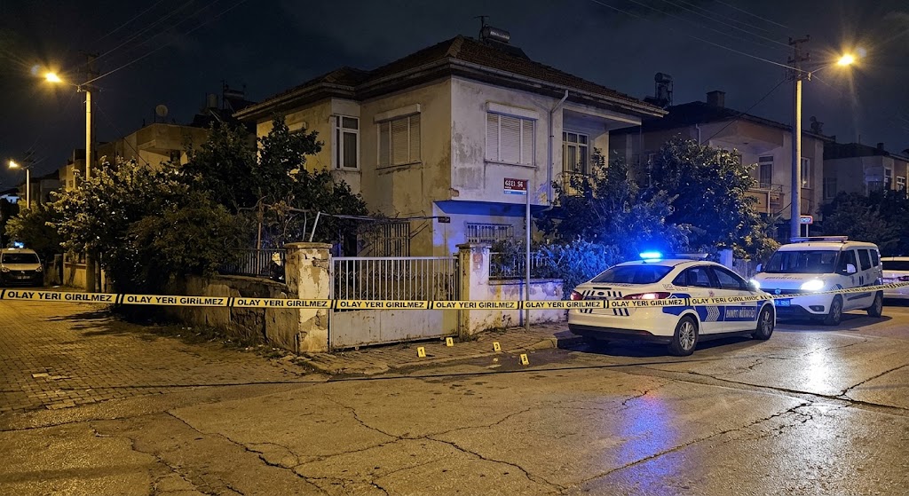 Antalya’da Kadın Cinayeti: Birlikte Yaşadığı Kadını Boğarak Öldürdü, Konya’da Teslim Oldu