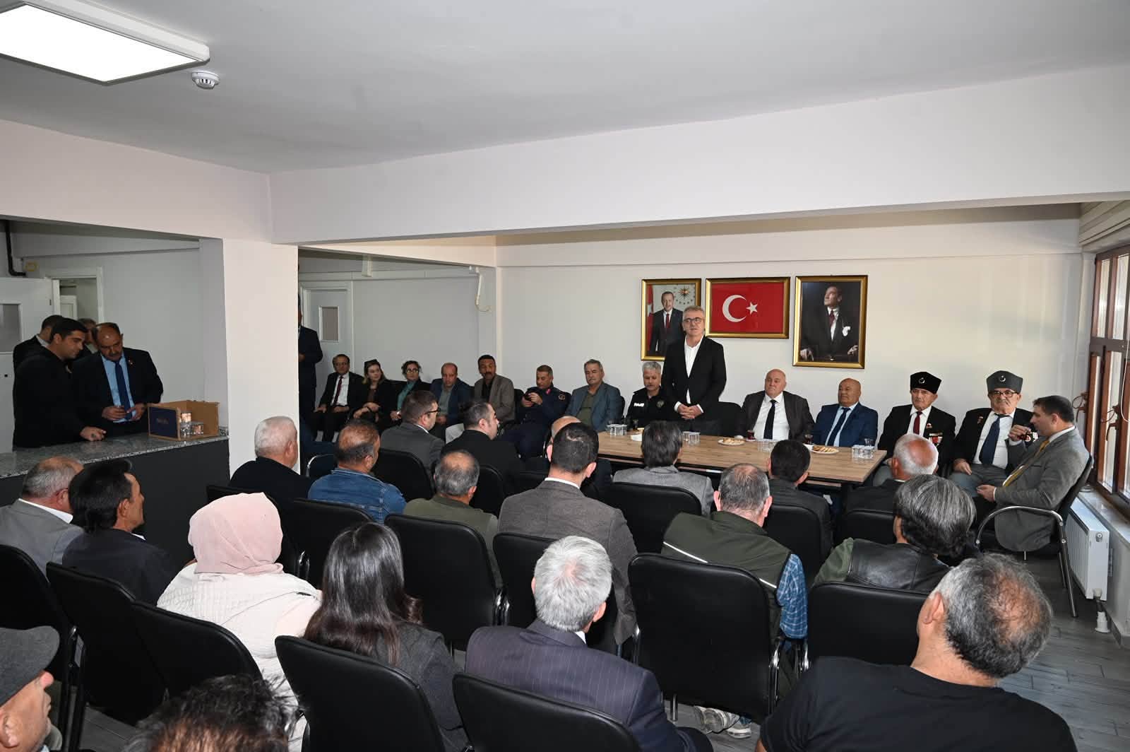 SEYDİŞEHİR’DE 19 EKİM MUHTARLAR GÜNÜ COŞKUYLA KUTLANDI