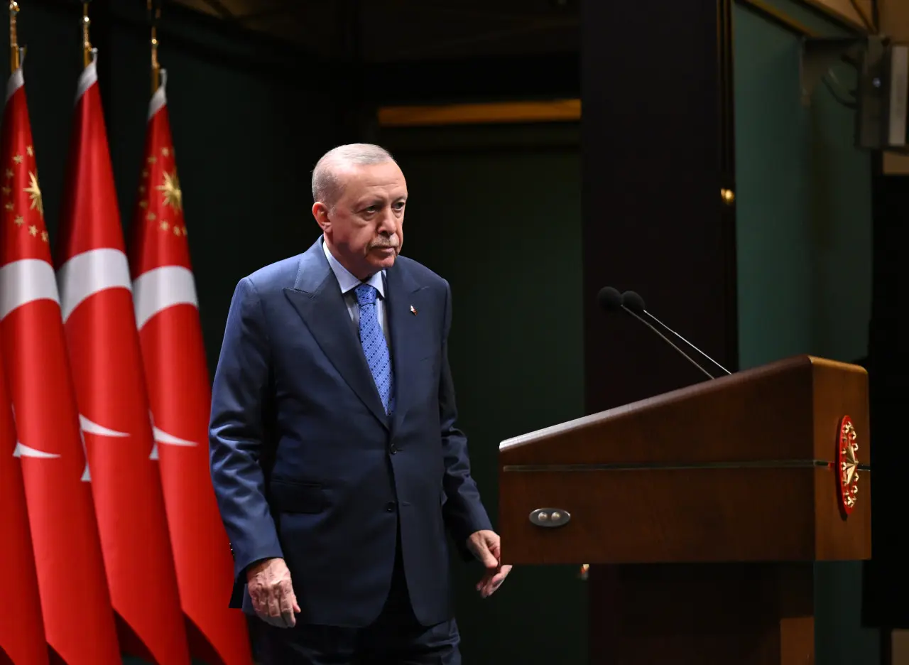 AK Parti Kaynakları: Emekliye Refah Payı ve Ek Ödeme Masada
