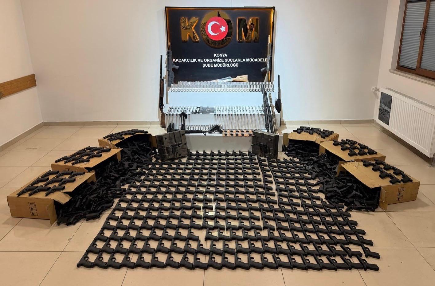 Konya’da Kaçak Silah Operasyonu: 4 Tutuklama!