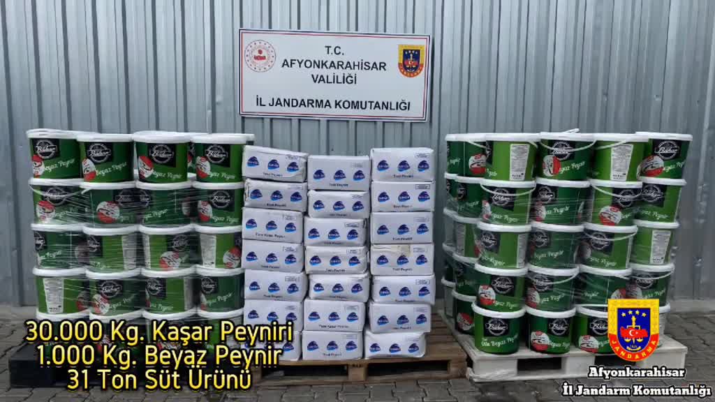 AFYONKARAHİSAR - 30 ton kaşar peyniri ve 31 ton süt ürünü ele geçirildi