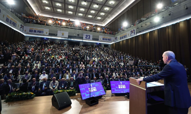 AK Parti 23 yaşında! Cumhurbaşkanı Erdoğan'ın köklü değişim mesajı törene damga vurdu