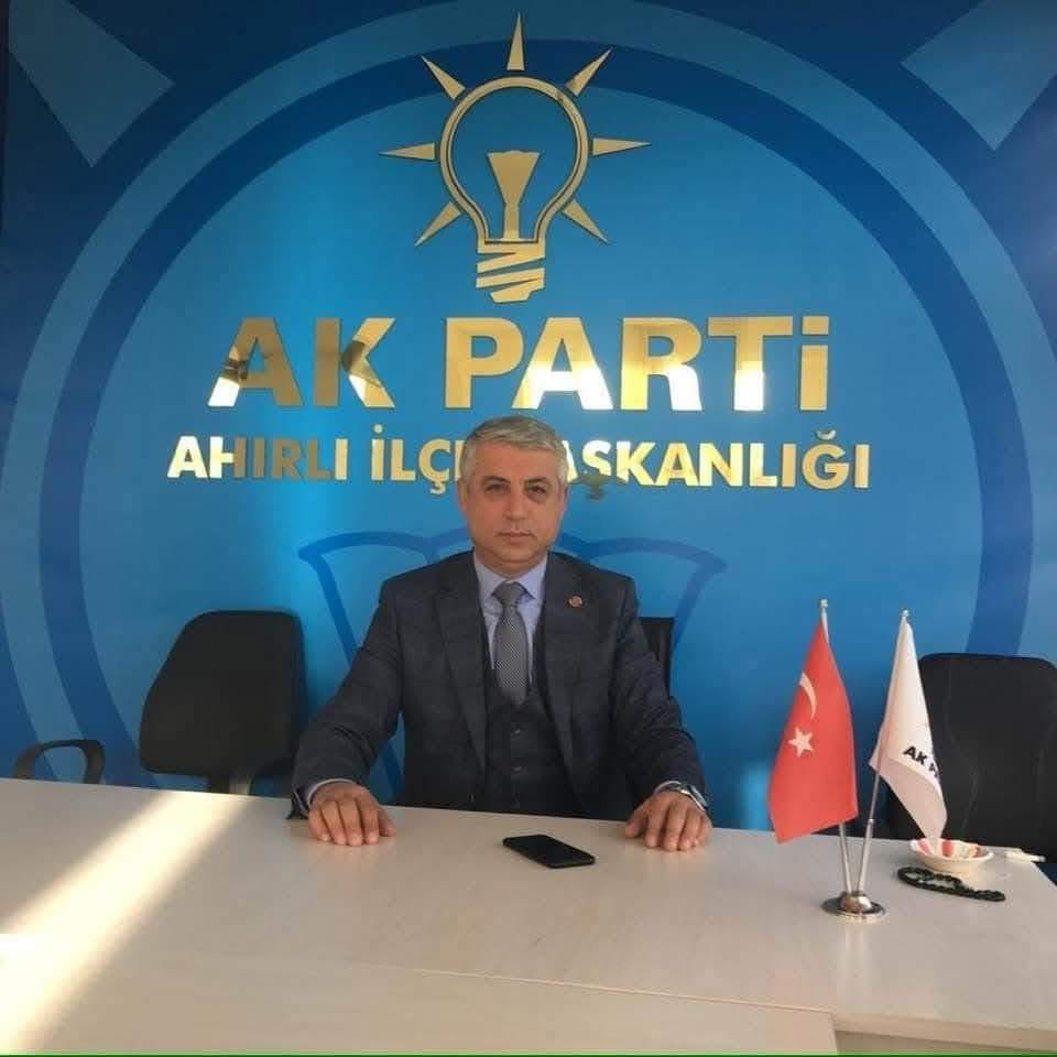 AK Parti Ahırlı İlçe  Başkanlığına  Mehmet Tugay atandı.