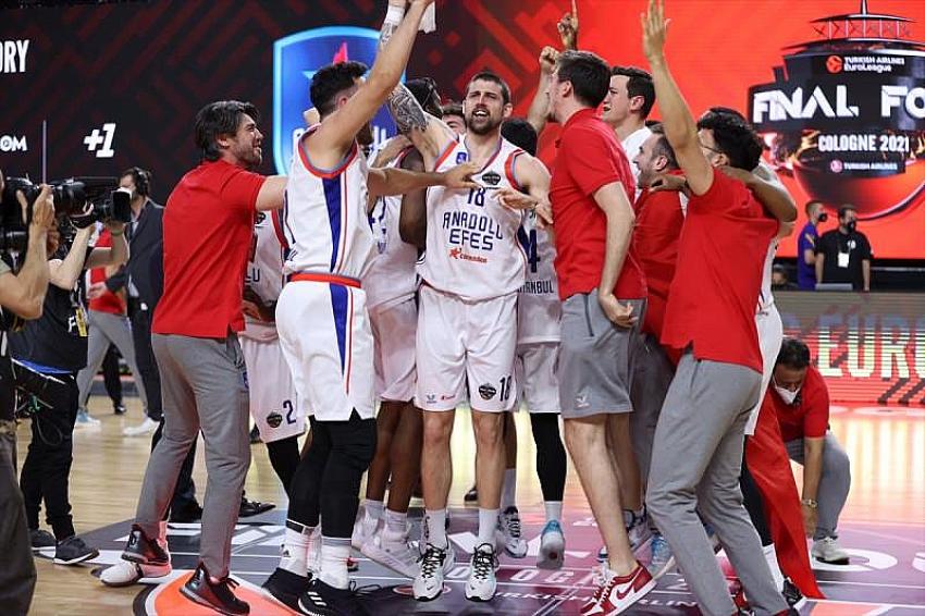 Anadolu Efes şampiyon oldu