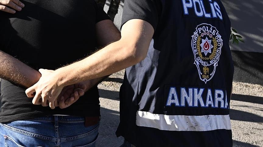FETÖ'nün "emniyet mahrem" yapılanmasına yönelik soruşturmada 33 şüpheli gözaltına alındı