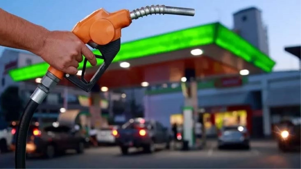 Benzine 1 lira 54 kuruş indirim bekleniyor