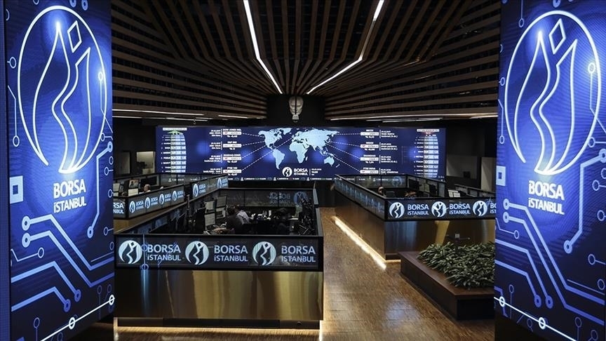 Borsa işlemlerinde usulsüzlük yaptıkları iddiasıyla 12 şüpheli gözaltına alındı