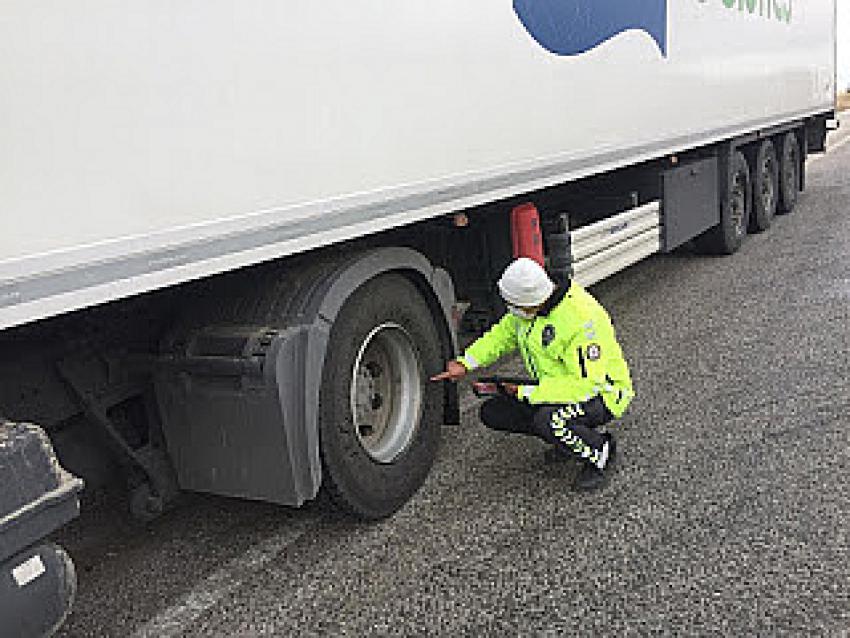 Bozkır'da Kış Lastiği Denetimleri Başladı