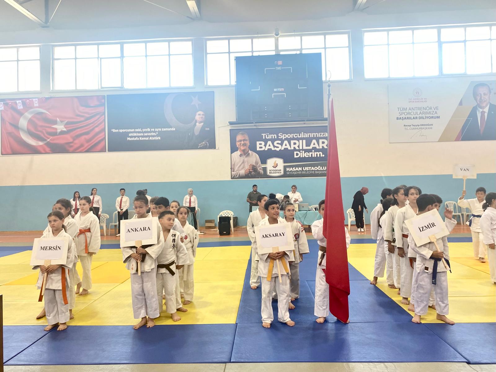 İLLERARASI ZAFER BAYRAMI JUDO TURNUVASI İLÇEMİZDE BAŞLADI