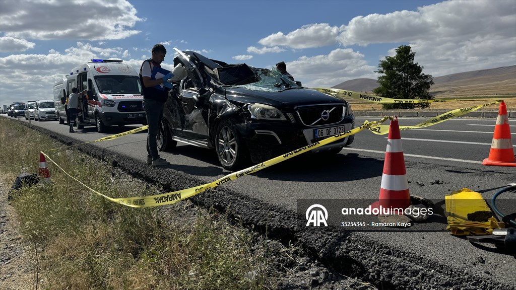 Kayseri'de trafik kazasında 2 kardeş yaşamını yitirdi