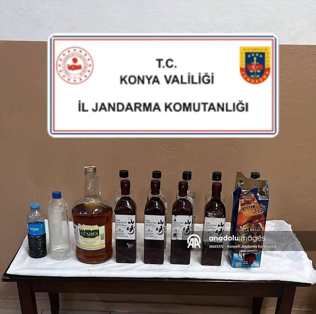 Konya'da 17 litre kaçak alkol ele geçirildi