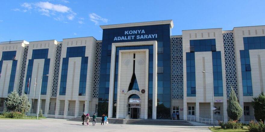 Konya'da arkadaşını başına vurduğu demirle öldürdüğü iddia edilen sanık hakim karşısında