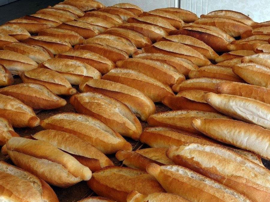 Konya'da  Ekmek 7 liradan 9 liraya yükseltildi Ticaret  bakanlığının onayı bekleniyor.